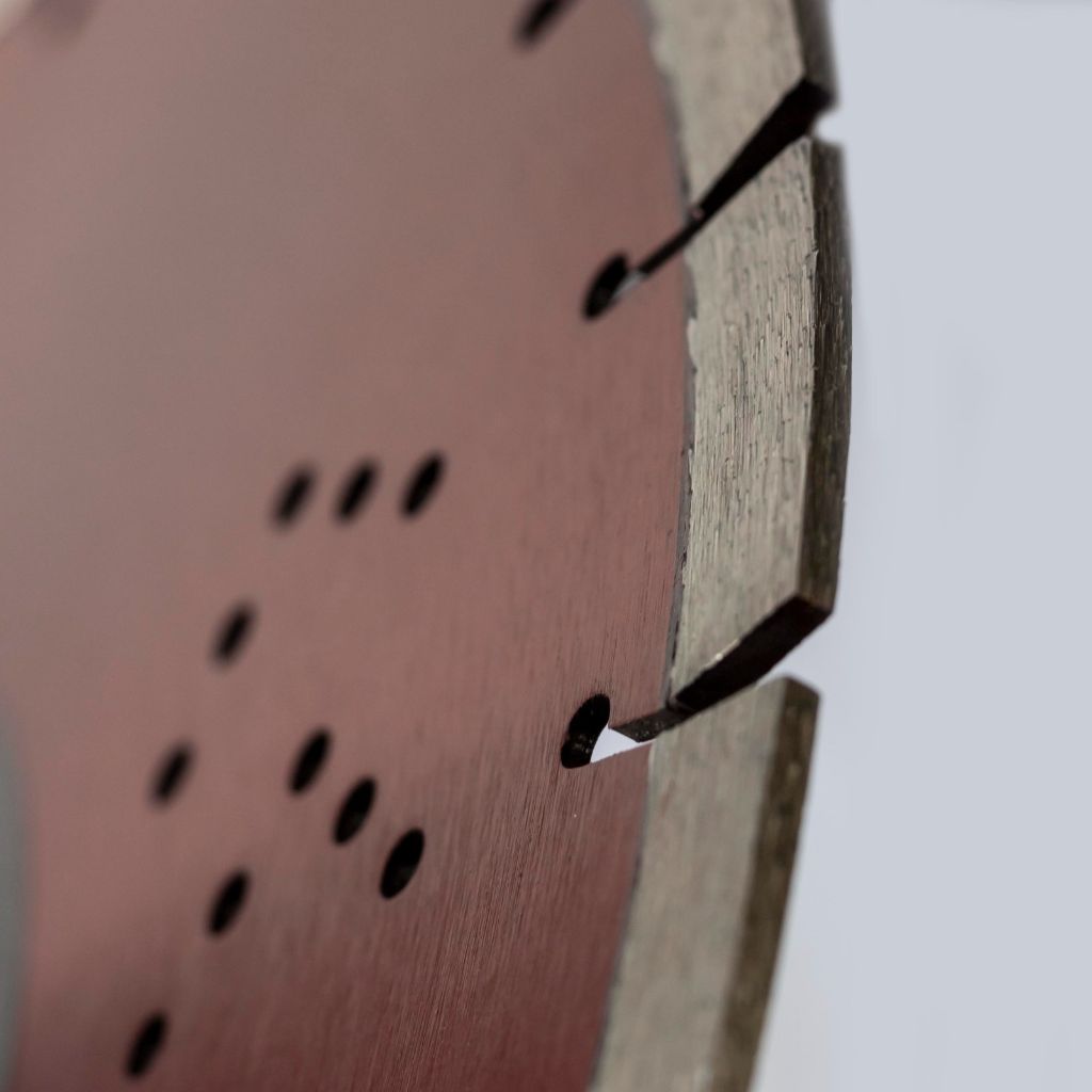 DB00440_2