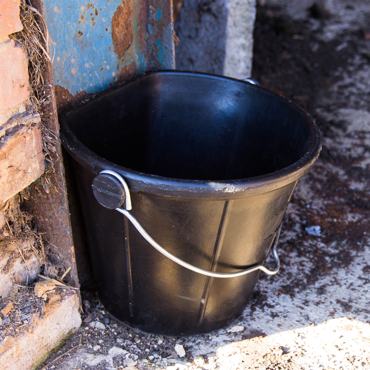 FlatBackBucket_4