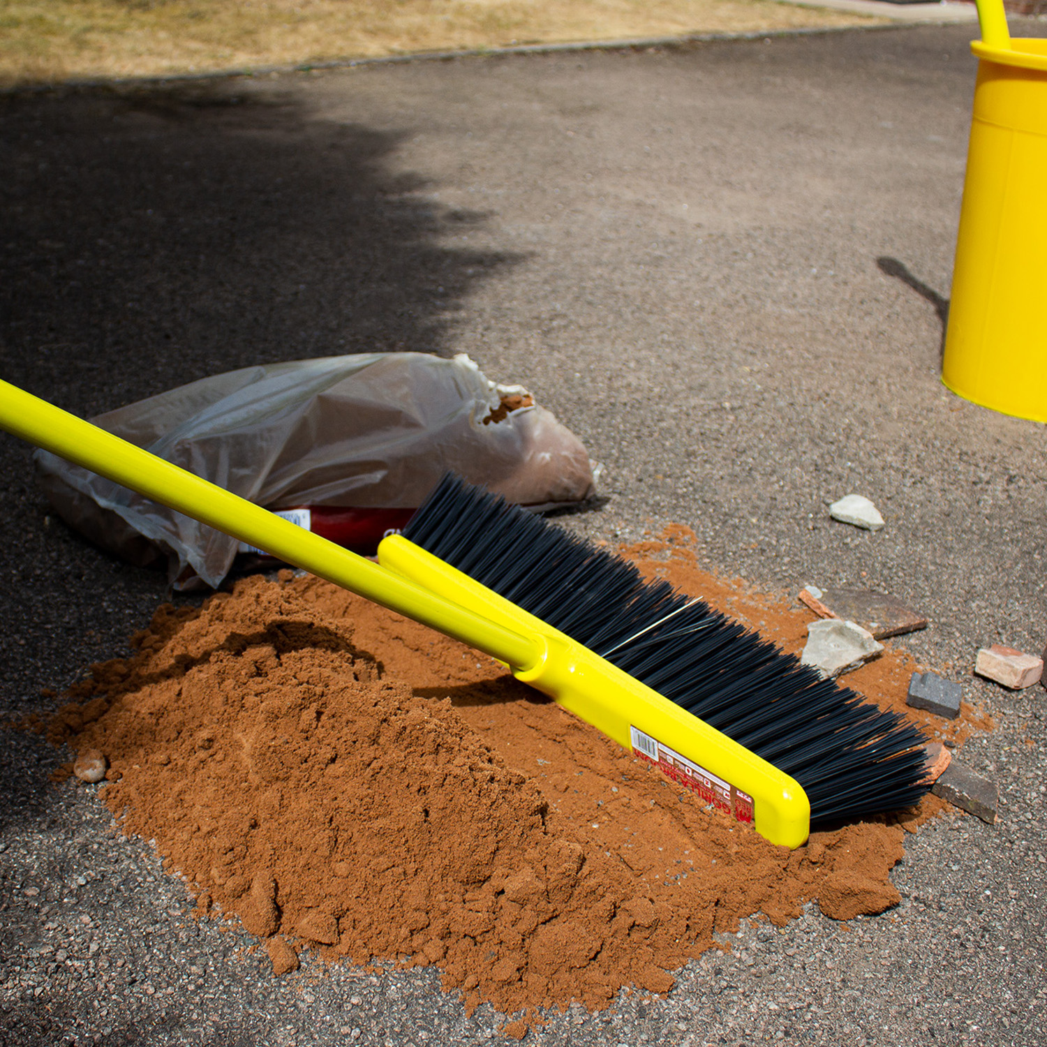 gorilla_broom_scraper_4